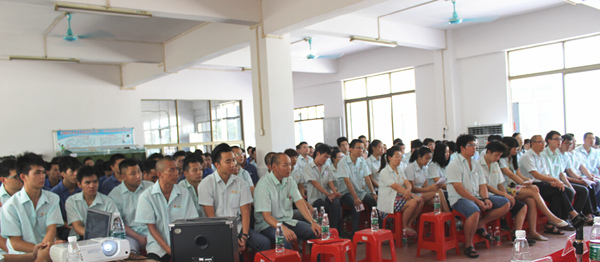 2015年8月25，興順公司管理升級(jí)誓師大會(huì)召開