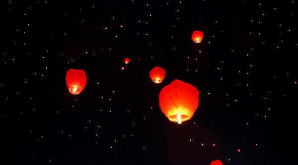 重慶傳統(tǒng)行業(yè)塌方，罪魁禍?zhǔn)拙故欠績(jī)r(jià)？