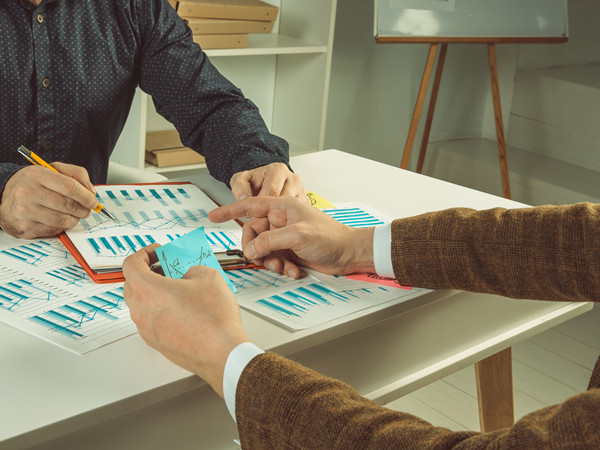 制定年度經(jīng)營計劃：實現(xiàn)企業(yè)戰(zhàn)略目標的關(guān)鍵步驟