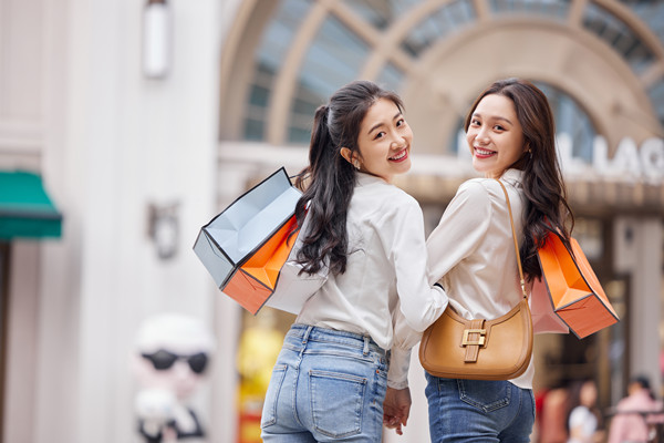 大數(shù)據(jù)驅(qū)動(dòng)精準(zhǔn)營(yíng)銷，提升品牌知名度與美譽(yù)度