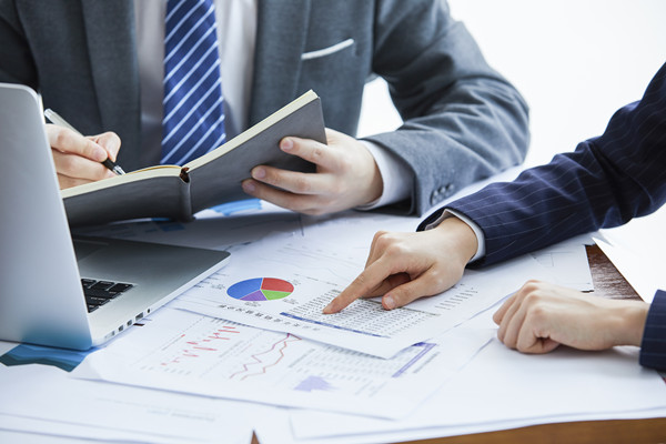 數(shù)據(jù)分析：精準(zhǔn)把握市場動態(tài)，優(yōu)化營銷策略