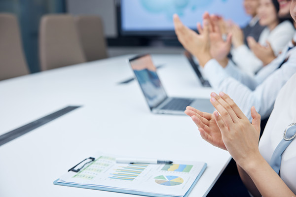 跨部門協(xié)同的績效管理：打破部門壁壘，提升整體效能