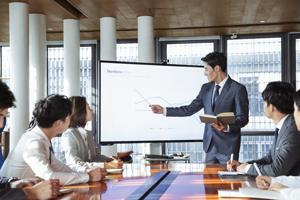 數據驅動的績效管理：用數據說話，科學決策