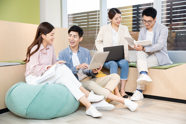 員工培訓與發(fā)展：提升技能，實現(xiàn)卓越績效