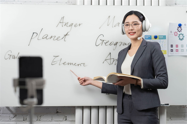 品牌數(shù)字化：借助數(shù)字技術(shù)，創(chuàng)新品牌營銷模式