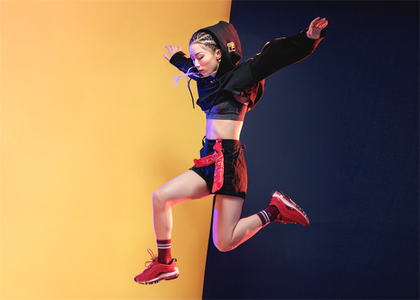 打造卓越品牌，創(chuàng)新?tīng)I(yíng)銷(xiāo)策略，引領(lǐng)市場(chǎng)新潮流