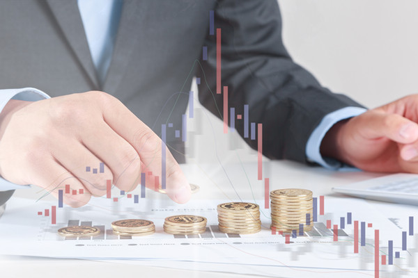 薪酬與市場(chǎng)接軌：保持競(jìng)爭(zhēng)力，吸引優(yōu)秀人才