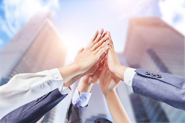 立足企業(yè)實(shí)際，制定可行經(jīng)營(yíng)計(jì)劃，確保企業(yè)穩(wěn)健前行