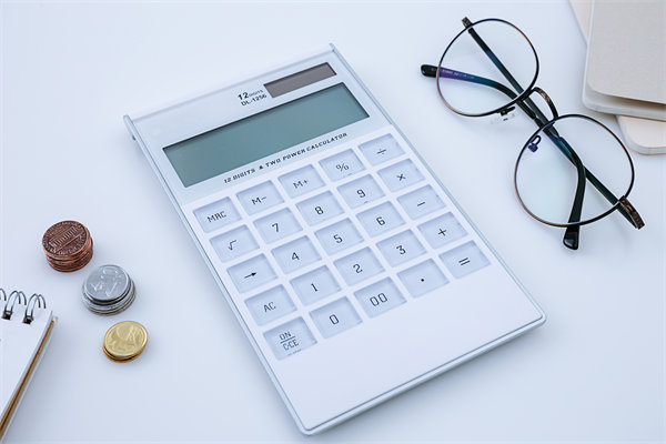 根據(jù)薪酬的構(gòu)成來確定不同競爭性薪酬政策怎么制定？