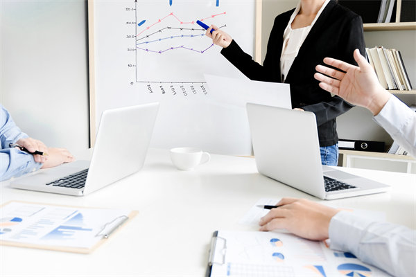 如何設(shè)計(jì)科學(xué)的薪酬績效以激勵(lì)員工持續(xù)高效工作？