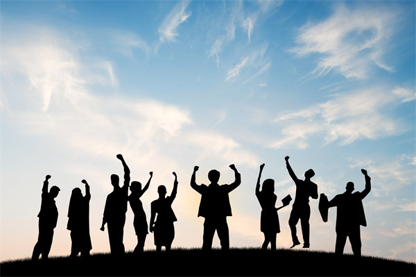 如何設(shè)計(jì)競爭力強(qiáng)的薪酬體系吸引并留住頂尖人才？