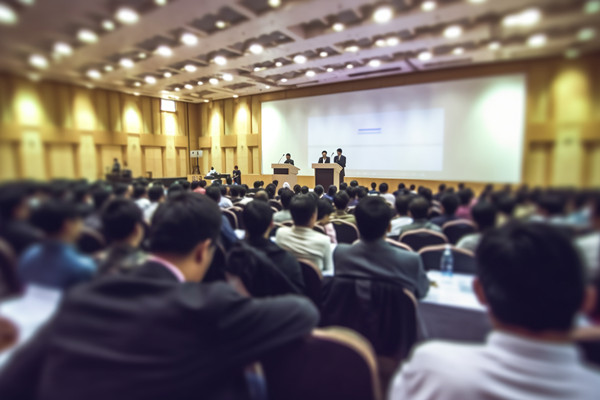 面對人才流失，企業(yè)應(yīng)采取哪些策略留住關(guān)鍵員工？