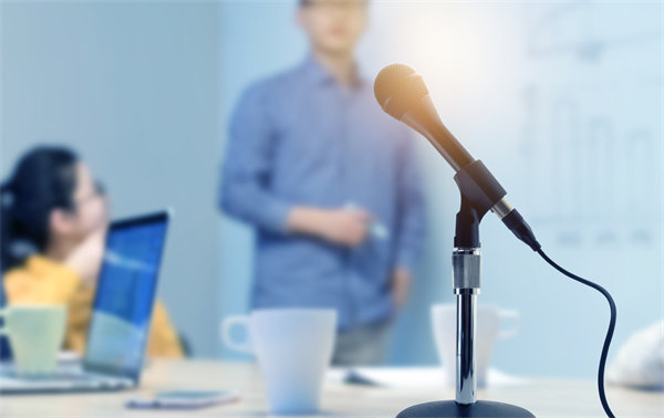 企業(yè)文化如何深度融合HR管理，增強團隊凝聚力？