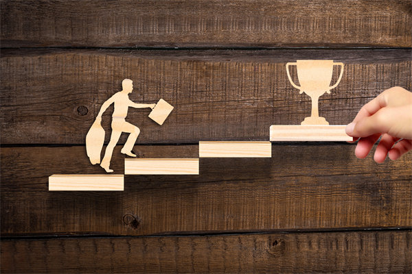 靈活用工趨勢下，企業(yè)如何有效管理遠(yuǎn)程及兼職團(tuán)隊？