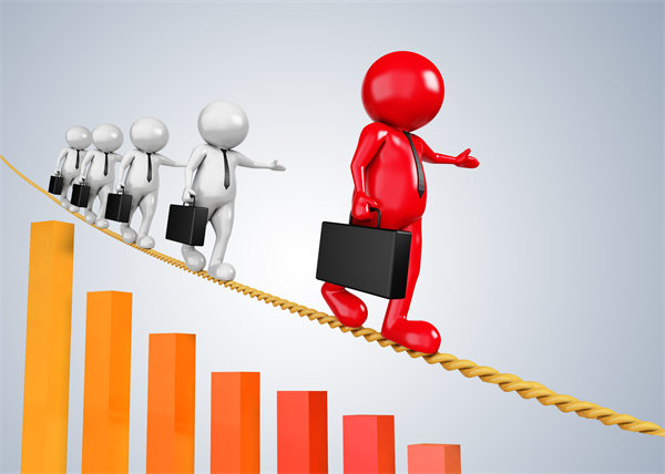 風(fēng)險管控能力差，人均銷量低，組織運作效率低？