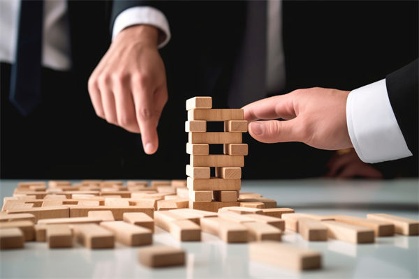 如何有效監(jiān)控并評(píng)估年度經(jīng)營(yíng)計(jì)劃的執(zhí)行效果與成果？