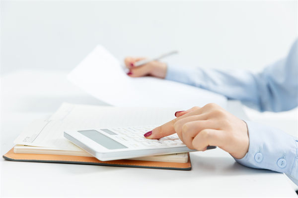 薪酬結(jié)構(gòu)如何設(shè)計才能最大化激勵員工積極性？