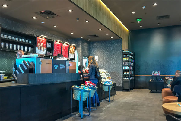 福利政策在薪酬體系中的作用及其優(yōu)化策略是什么？