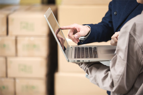 制造業(yè)庫存管理中常見的風(fēng)險及應(yīng)對策略有哪些？