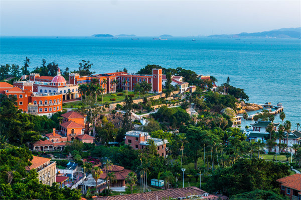 集團(tuán)旗下子公司各自為戰(zhàn)，協(xié)同效應(yīng)全無(wú)，廈門(mén)集團(tuán)管控咨詢公司如何整合？