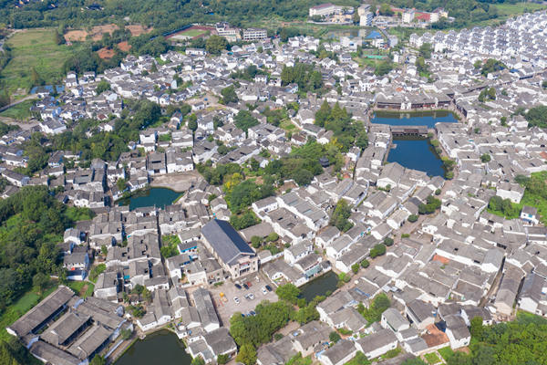 面對市場不確定性，金華咨詢?nèi)绾我?guī)劃企業(yè)穩(wěn)健前行？