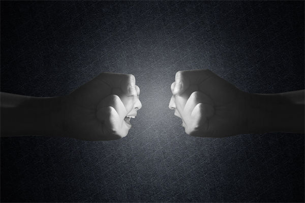 內(nèi)部矛盾重重，管理咨詢?nèi)绾沃χ亟ê椭C高效組織？