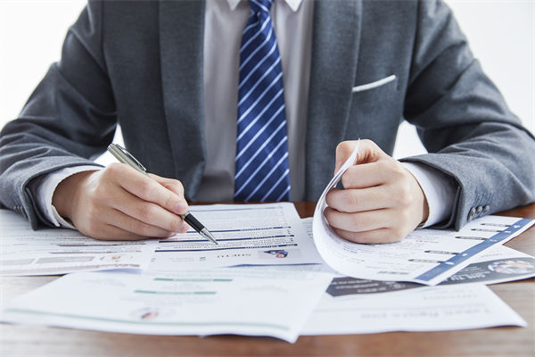 招聘效率低下，人力資源管理如何優(yōu)化流程精準(zhǔn)引才？