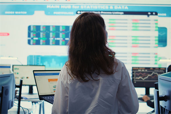 計(jì)劃與市場脫節(jié)，業(yè)績慘淡，怎樣制定契合市場的計(jì)劃？