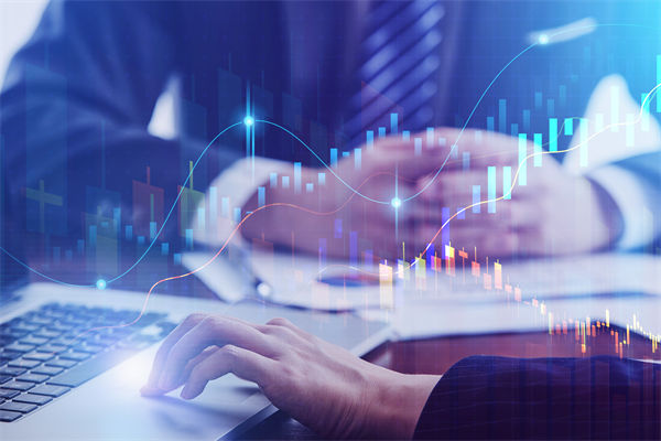 美線貨運訂艙就像“搶票”，制造業(yè)有什么看法？