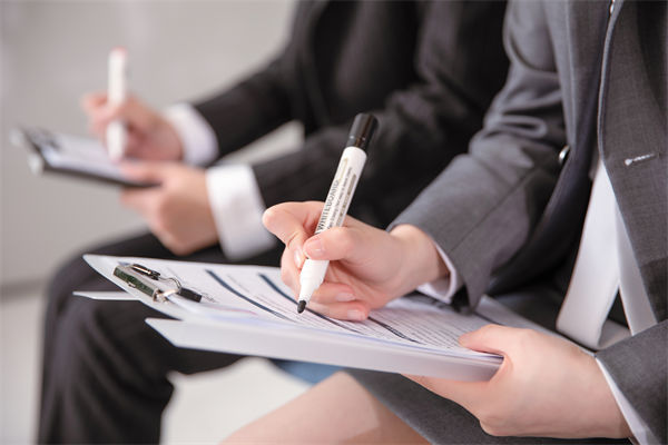 員工敬業(yè)度持續(xù)走低，人力資源怎樣精準(zhǔn)激活團(tuán)隊(duì)動(dòng)能？