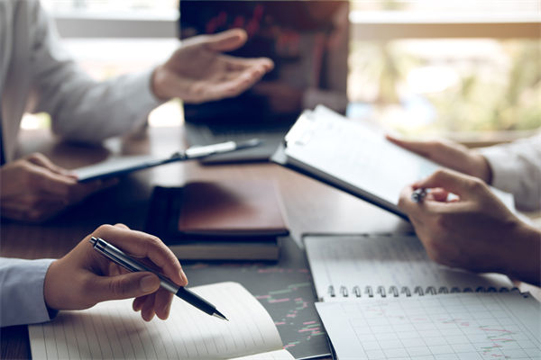 費用超支嚴重利潤被吞噬，如何用預算卡死無效開支？