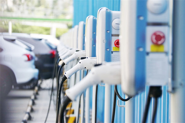 每5輛電動(dòng)汽車就有2個(gè)充電樁，精益生產(chǎn)管理怎么看？