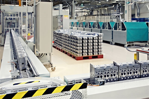 中小企業(yè)應(yīng)用精益生產(chǎn)，面臨哪些特殊挑戰(zhàn)與機遇？