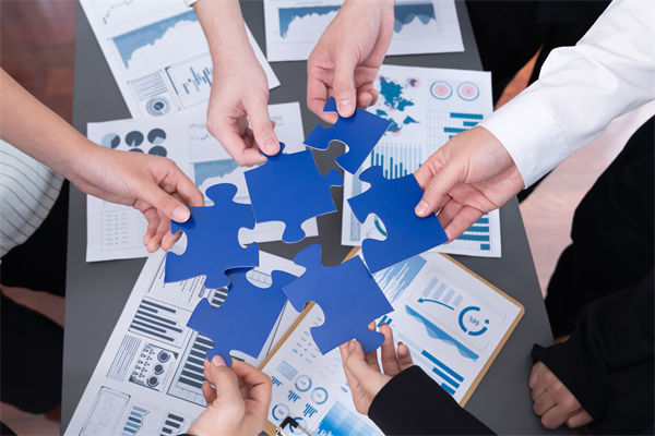 員工對文化認同度低迷，企業(yè)文化怎樣筑牢凝聚力？