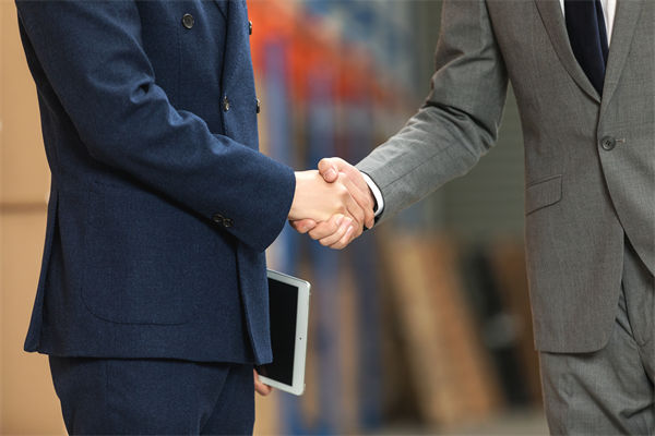 精益生產(chǎn)管理咨詢公司，能幫工廠減少浪費(fèi)降成本嗎？